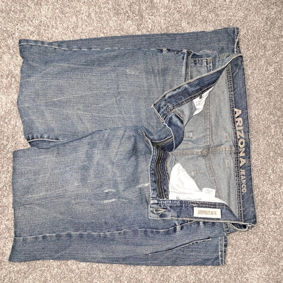 Arizona Men's Slim Straight Jeans - Picture 3 of 3